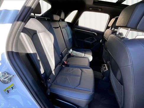 Used 2025 Audi Q3 2.0T Premium w/ Convenience Package image 25