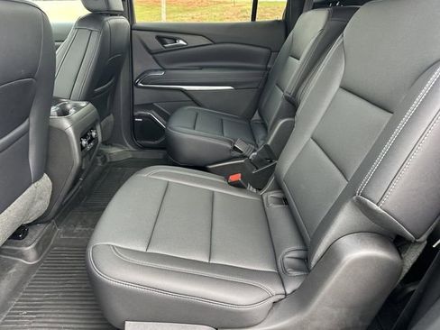 New 2025 Chevrolet Traverse LT w/ Enhanced Driving Package image 82