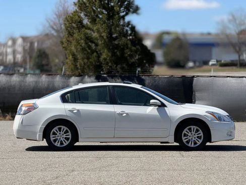 Used 2012 Nissan Altima 2.5 SL w/ 2.5SL Pkg FWD image 7