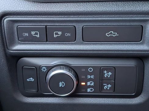 Used 2021 Ford F150 Lariat w/ Equipment Group 502A High image 23