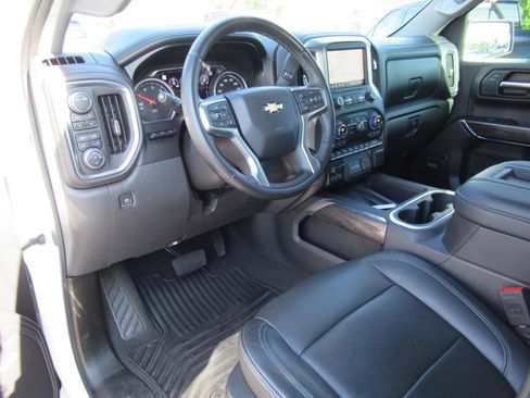 Used 2020 Chevrolet Silverado 1500 LTZ w/ LTZ Premium Package image 15