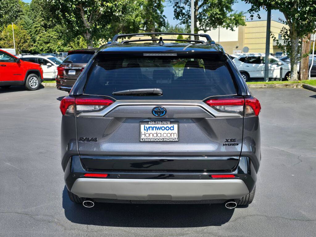 Used 2024 Toyota RAV4 XSE w/ Advanced Technology Package AWD/4WD image 14