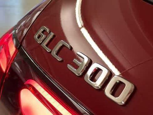 Certified 2026 Mercedes-Benz GLC 300 4MATIC image 9
