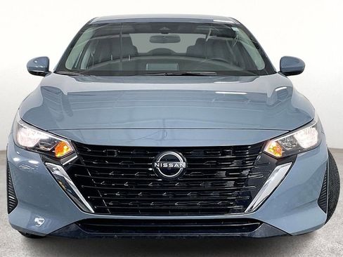 Used 2025 Nissan Sentra SV w/ Trunk Package image 5