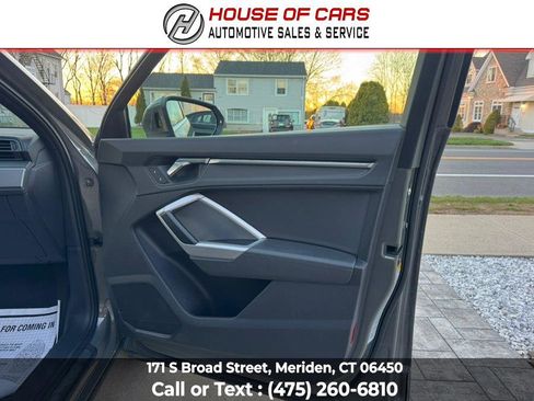 Used 2019 Audi Q3 2.0T Premium Plus w/ Premium Plus Package AWD/4WD image 27