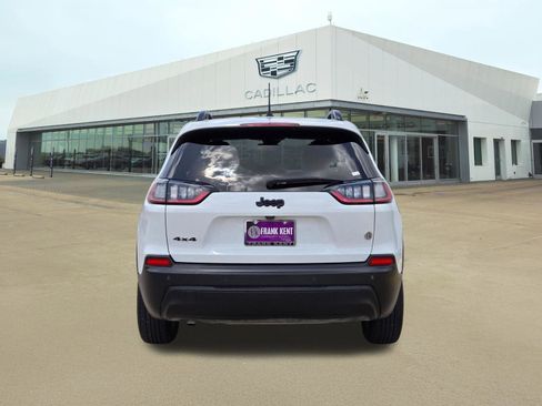 Used 2023 Jeep Cherokee Altitude Lux AWD/4WD image 5