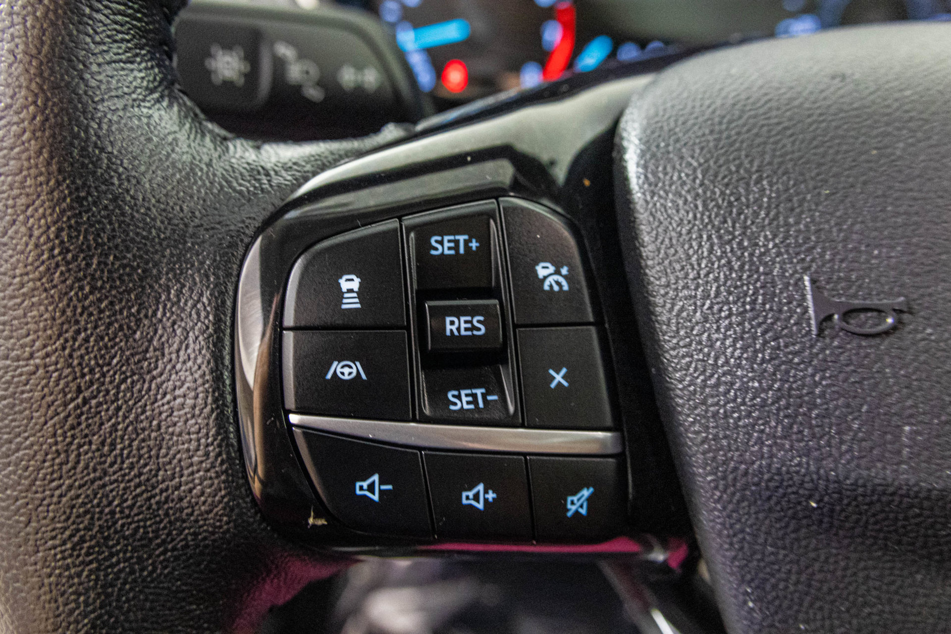 Used 2021 Ford Escape SEL FWD image 32