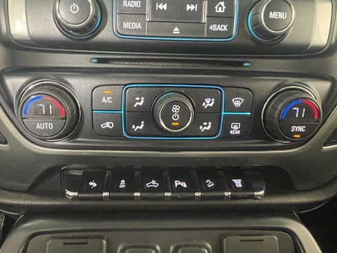 Used 2015 Chevrolet Silverado 2500 LTZ w/ LTZ Plus Package image 19