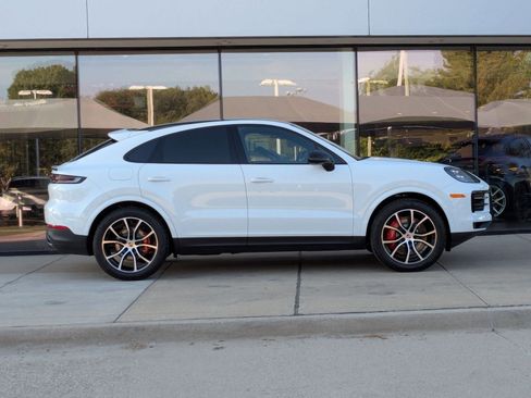 New 2026 Porsche Cayenne S image 8