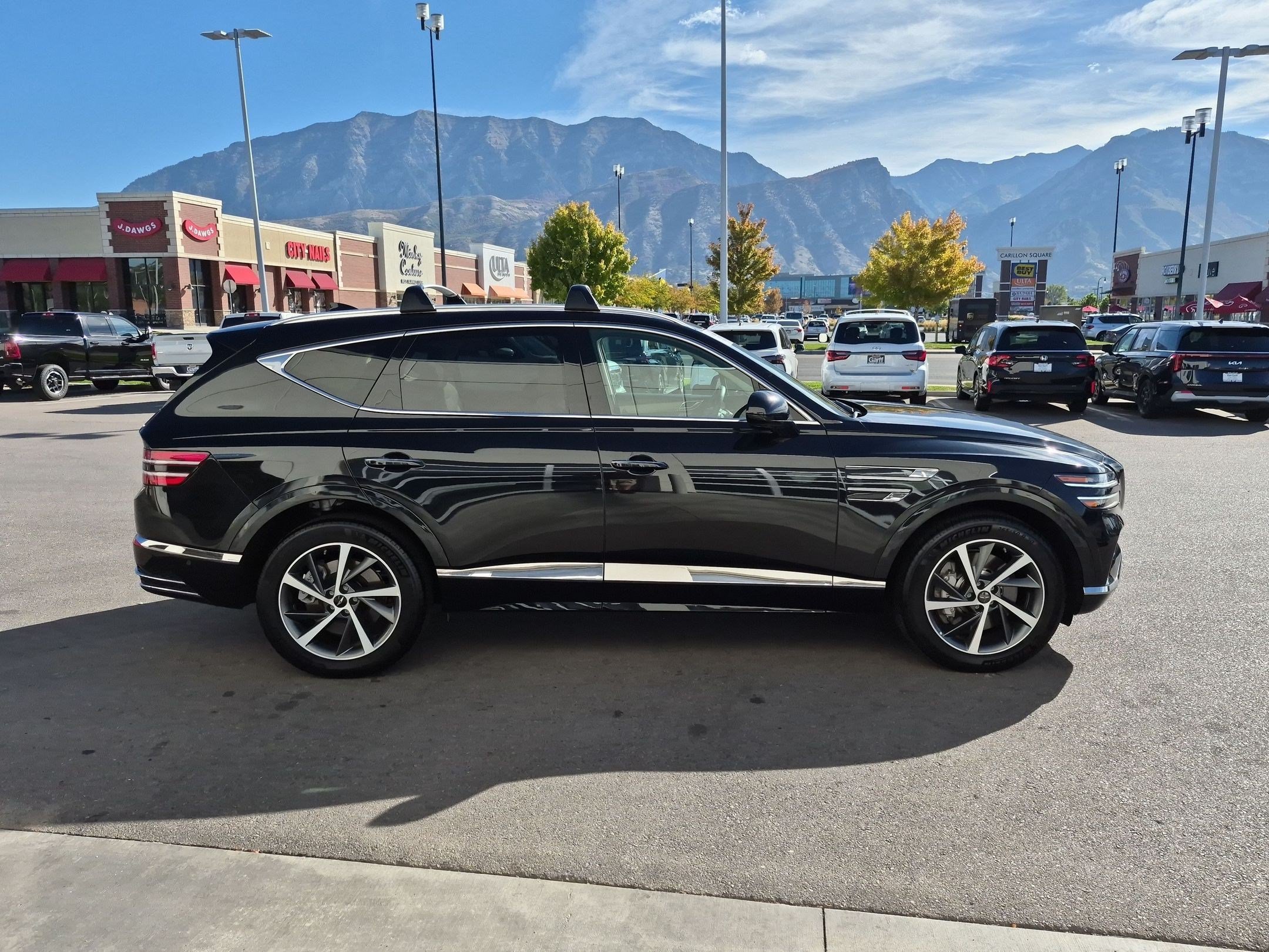 Used 2025 Genesis GV80 2.5T Select AWD/4WD image 2