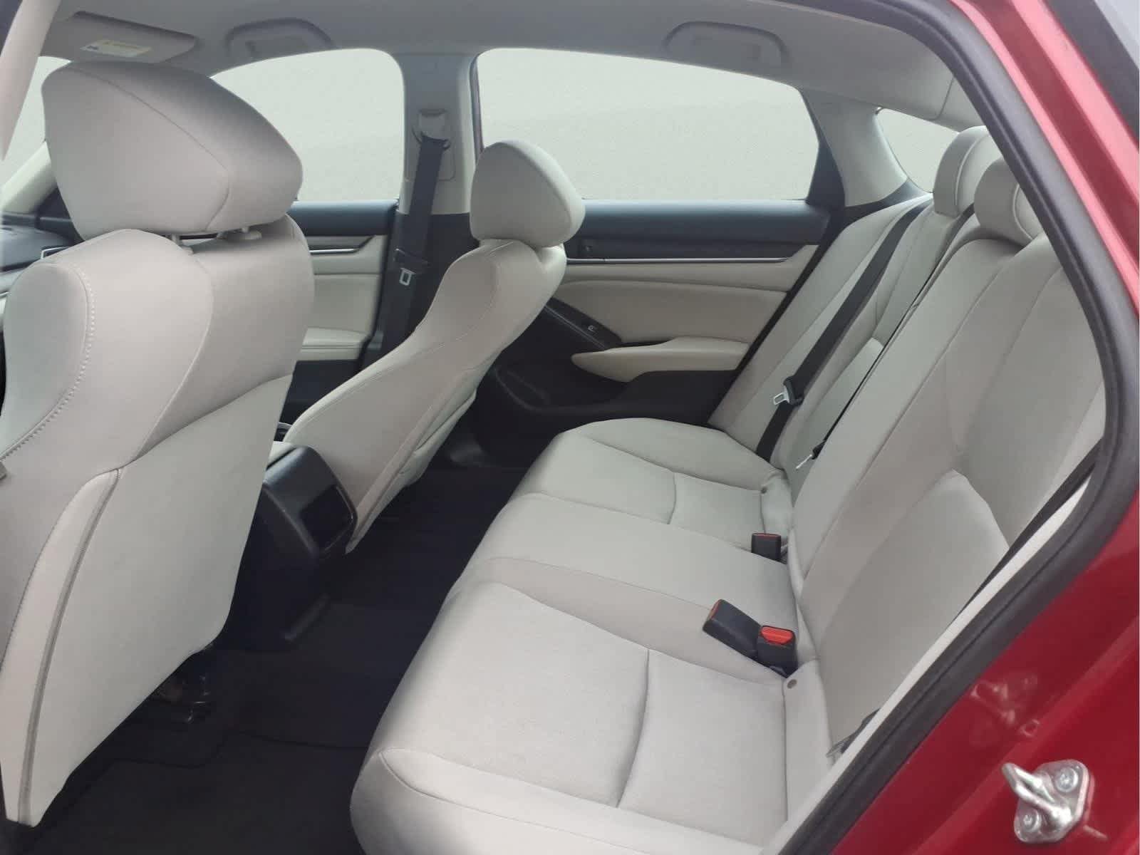 Used 2018 Honda Accord LX image 12