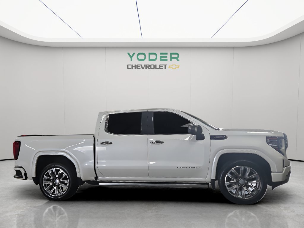 Used 2023 GMC Sierra 1500 Denali w/ Denali Reserve Package AWD/4WD image 4
