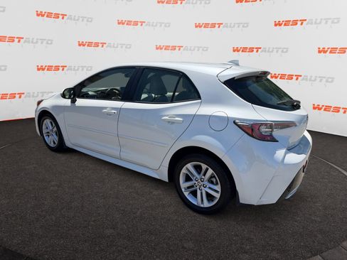 Used 2019 Toyota Corolla SE w/ SE Option Package FWD image 3