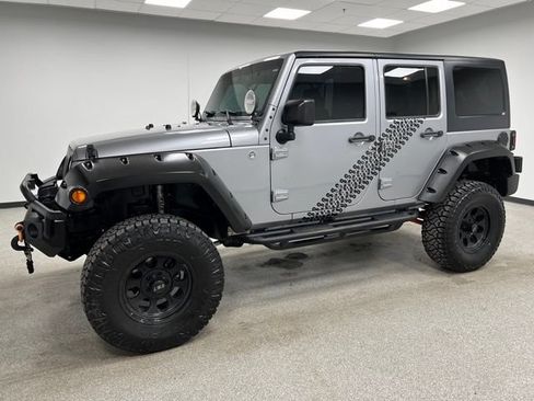 Used 2015 Jeep Wrangler Unlimited Sport w/ Quick Order Package 24S AWD/4WD image 5
