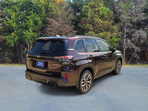 New 2026 Subaru Forester Touring AWD/4WD image 16