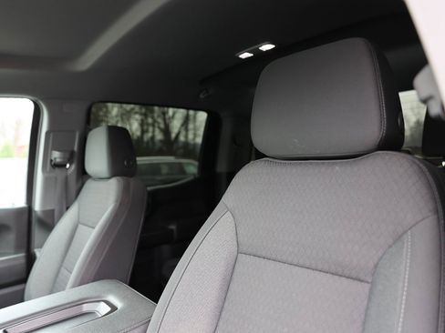 Used 2023 Chevrolet Silverado 1500 Custom image 23