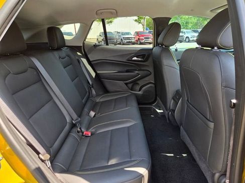 Used 2024 Chevrolet Trax ACTIV w/ Driver Confidence Package FWD image 18
