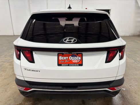 Certified 2022 Hyundai Tucson SE FWD image 6