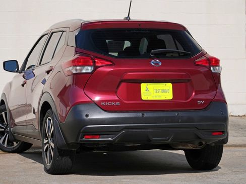 Used 2020 Nissan Kicks SV FWD image 5
