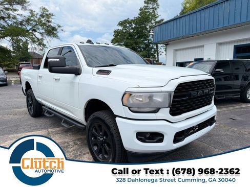 Used 2023 RAM 2500 Big Horn w/ Night Edition AWD/4WD image 4