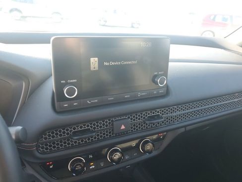 Certified 2025 Honda HR-V Sport image 19