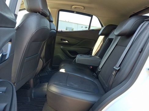 Certified 2021 Buick Encore Preferred AWD/4WD image 10