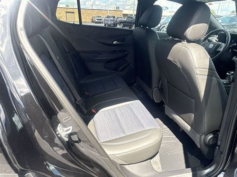 Used 2024 Buick Envista Preferred w/ Convenience I Package FWD image 25