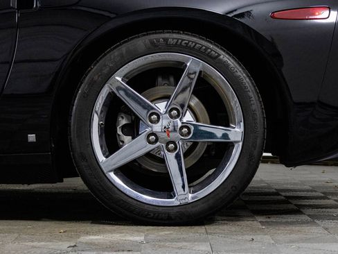 Used 2007 Chevrolet Corvette Coupe image 34