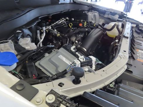 Used 2025 Ford Explorer Active RWD image 36