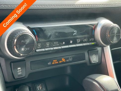 Used 2023 Toyota RAV4 XLE FWD image 23