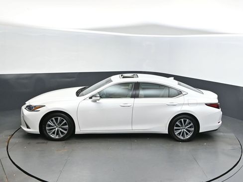 Used 2019 Lexus ES 350 image 32