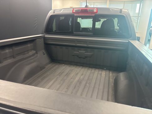 Used 2022 Chevrolet Colorado Z71 image 5