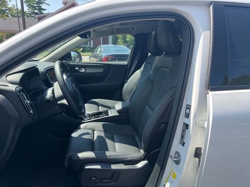 New 2026 Volvo XC40 B5 Plus w/ Protection Package Premier AWD/4WD image 12