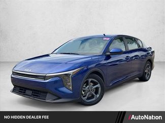 Used 2025 Kia K4 FWD video 1
