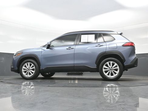 Used 2022 Toyota Corolla Cross LE FWD image 28