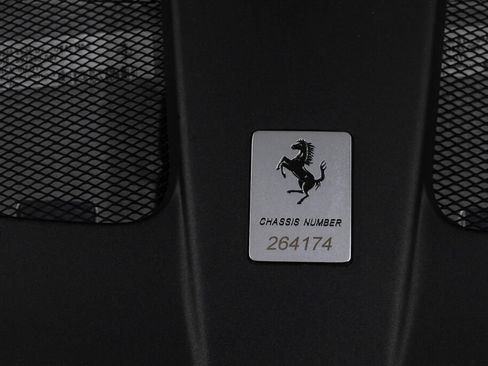 Used 2021 Ferrari 812 GTS RWD image 28