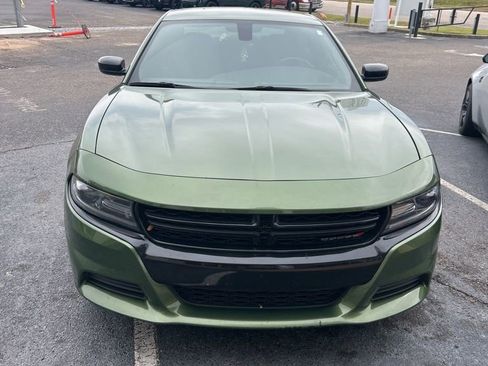 Used 2021 Dodge Charger SXT w/ Blacktop Package image 10