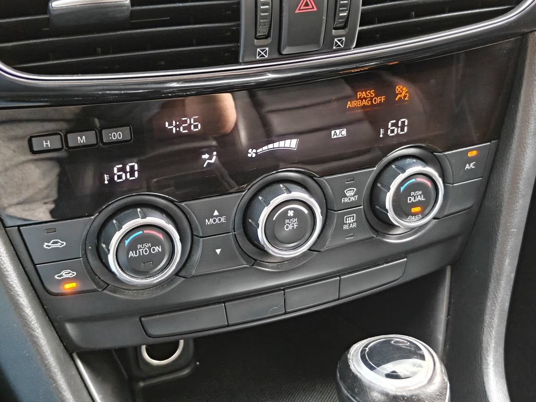Used 2014 MAZDA MAZDA6 Touring w/ Touring Technology Package FWD image 20
