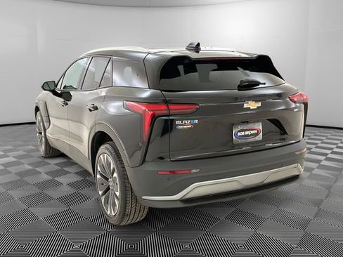 Used 2024 Chevrolet Blazer EV LT image 5