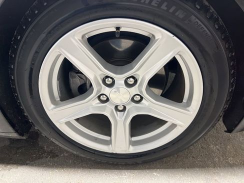 Used 2020 Chevrolet Camaro LT image 41