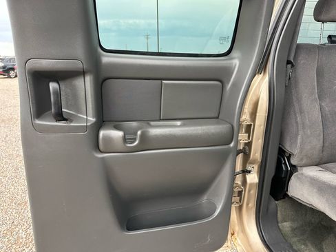 Used 2004 GMC Sierra 1500 SLE w/ Light Duty Power Package image 20