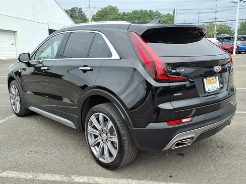 Certified 2023 Cadillac XT4 Premium Luxury w/ Cold Weather Package AWD/4WD image 4