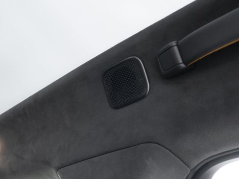 Used 2022 Rivian R1T Adventure image 19