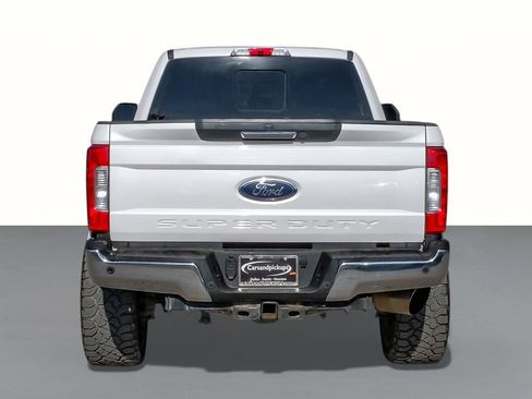 Used 2019 Ford F250 Lariat w/ Lariat Value Package image 8