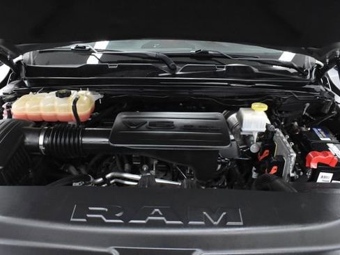 Used 2019 RAM 1500 Big Horn image 4