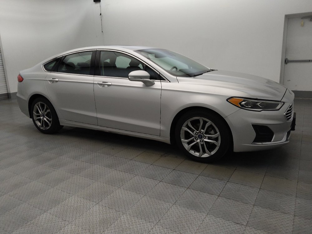 Used 2019 Ford Fusion SEL FWD image 11