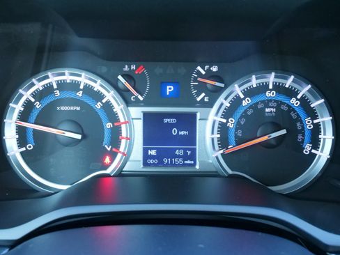 Used 2016 Toyota 4Runner SR5 image 23