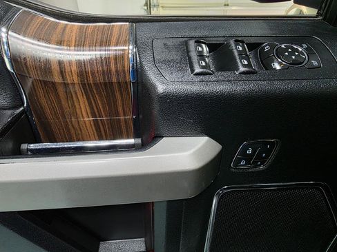 Used 2016 Ford F150 Lariat w/ Equipment Group 502A Luxury image 18