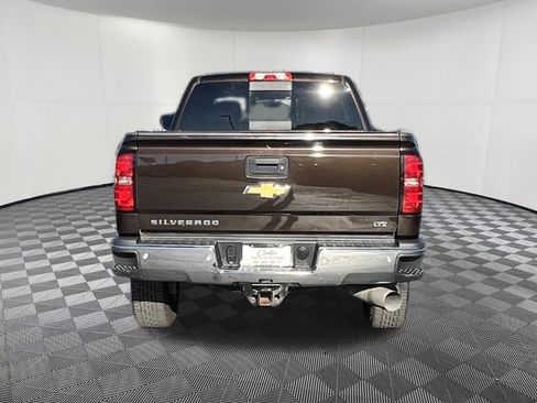 Used 2019 Chevrolet Silverado 2500 LTZ w/ Duramax Plus Package AWD/4WD image 5