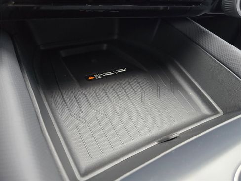 New 2026 Chevrolet Equinox EV RS image 25